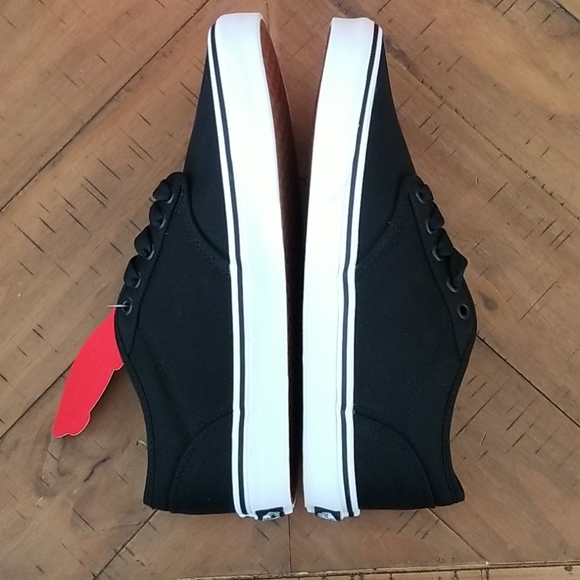 🆕️ Vans - Picture 5 of 7